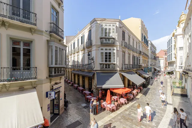 Plaza del Siglo by CALETA HOMES