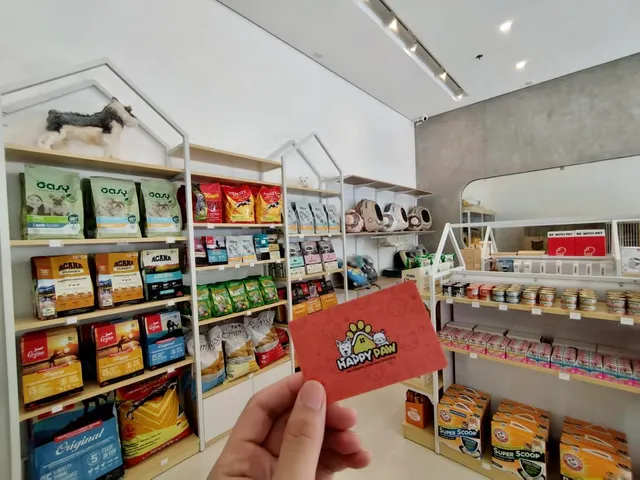 Happy Paw - 81 Mall Newport