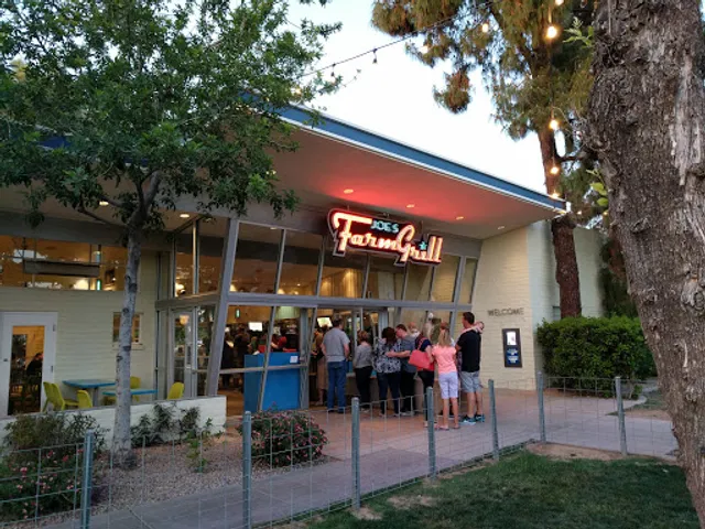Joe's Farm Grill