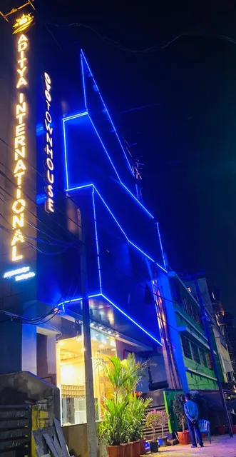 Super Town House HI5 Aditya International