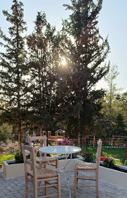 ΚΟΥΛΕ CAFE BAR RESTAURANT