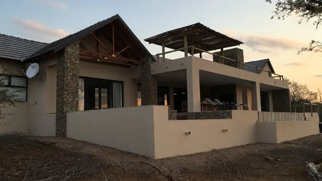 Manzini River House