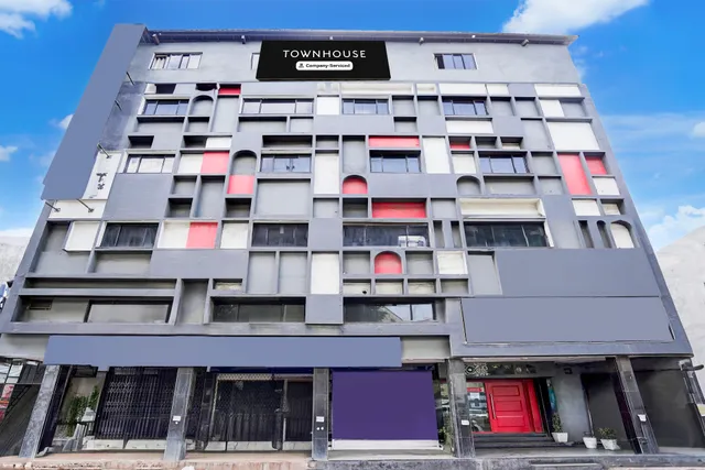 Townhouse Nagpur Railway Station formerly Orient Avenue