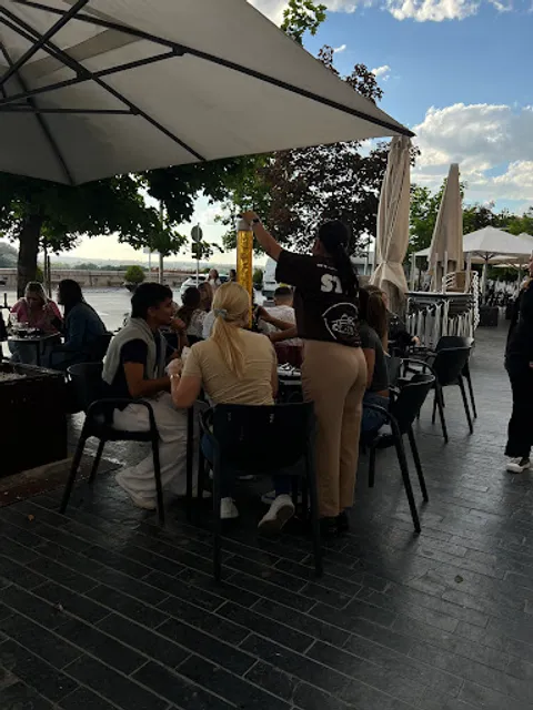 El Tanque Restaurante