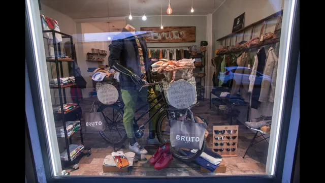 Bruto' s Abbigliamento