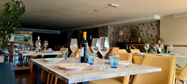 Restaurante La Cala de Caneliñas