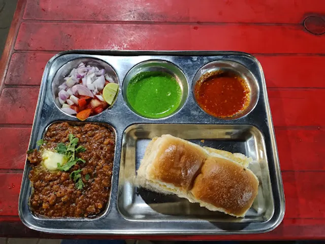 New Pooja Hotel & Resturant