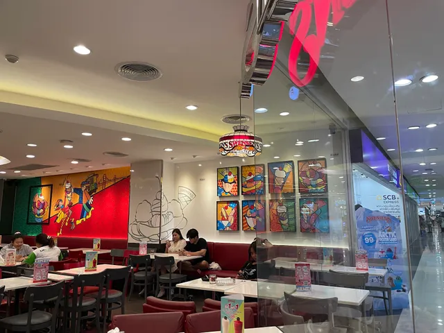 Swensen's @Imperial Sumrong