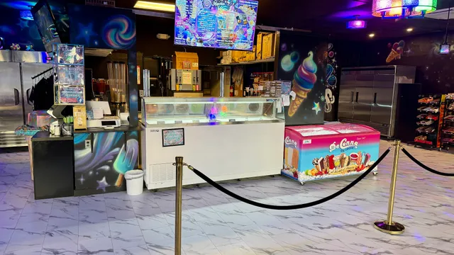 Planet Munchies Ice Cream & More