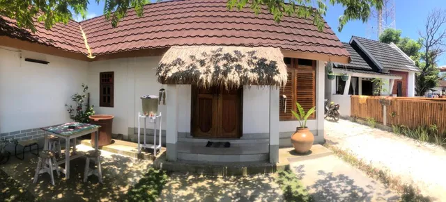 Aira Homestay Near Pantai Kuta Mandalika