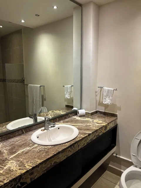 Calle 22 By 770 Apartments