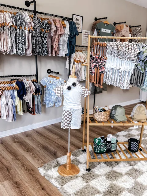 Tiny Tot Bundles Children's Boutique