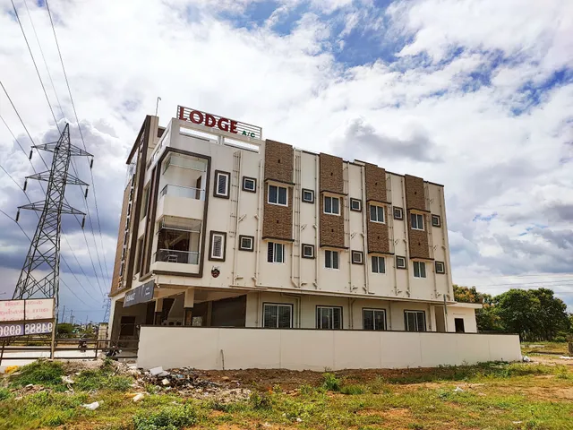 Velavan Heritage Inn (LODGE)