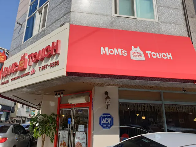 Mom's Touch Seosan Lake Park