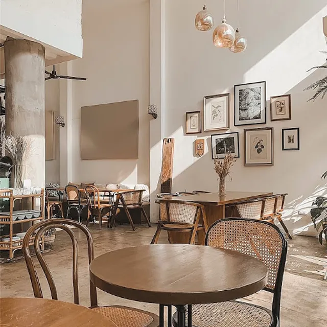 Bungalow café & bakery