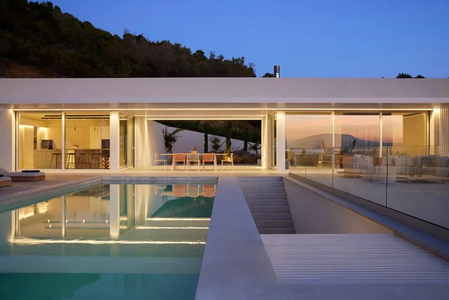 OHLIVE Beach Villa Skiathos