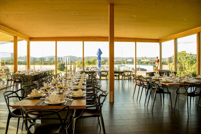 TTime Restaurant & Bar