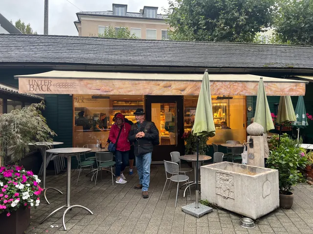 Unterbäck Kleiner Grünmarkt Salzburg regionales Ährliches Backhandwerk seit 1670 und Anlässe und Hochzeiten