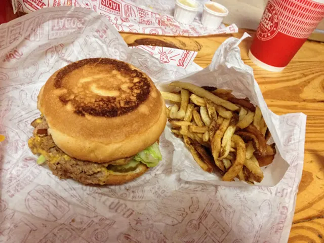 Hat Creek Burger Company