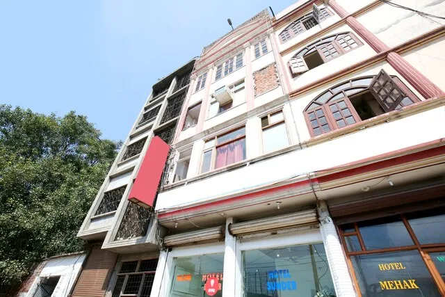 OYO 6785 Sunder Bus Stand