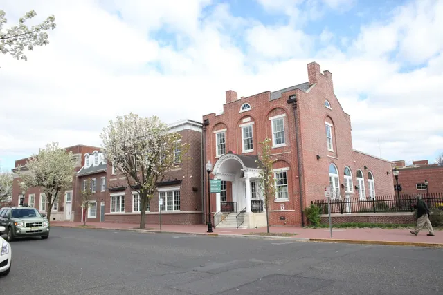 Rowan College at Burlington County - Mount Holly Campus