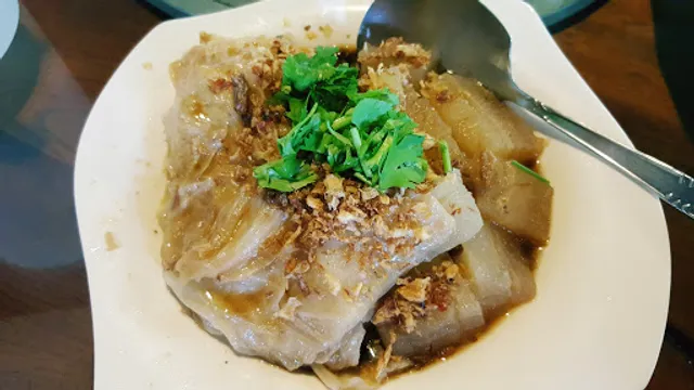 Lowgu's Hakka Garden Restaurant