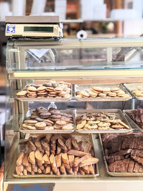 Rizzo Bakery & Pizzeria