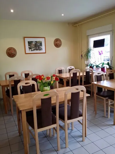 Thành Công Asia-Bistro