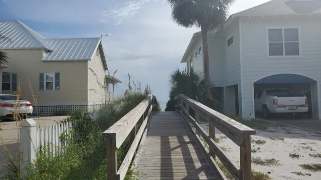 Public Beach Access 6