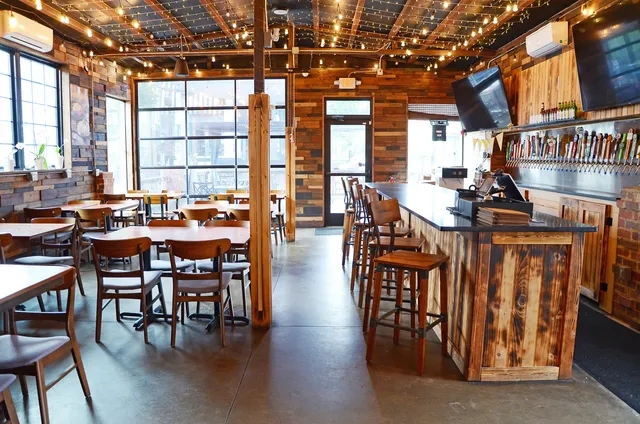 bb.q Chicken Carytown