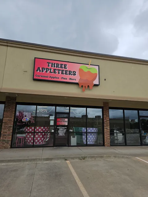 Three Appleteers