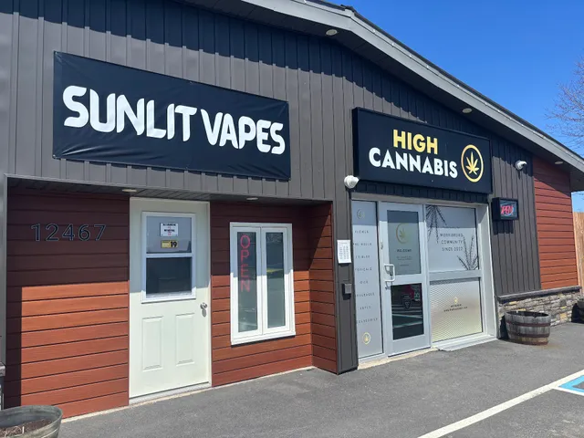 Sunlit Vapes in South Dundas, Canada - reviews,open hours,photo spots,  things to do | WanderBoat AI Trip Planner