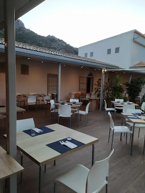 Un Cuiner a l'Escoleta de Sagra