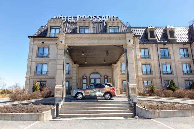 Hôtel Brossard