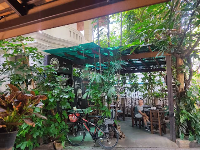 Mountain Coffee by Noi