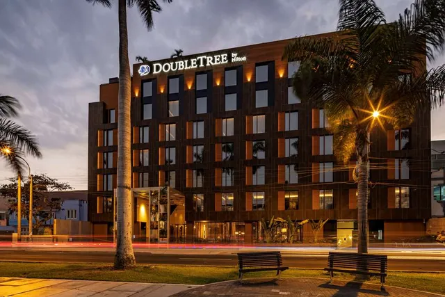 DoubleTree by Hilton Lima San Isidro