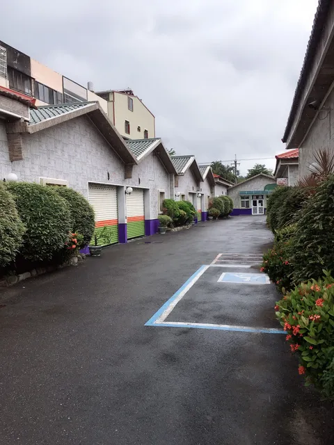 Treasure Island Motel