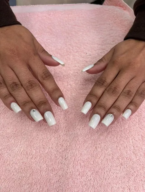 Princess Nail Waxing Eyelash Extension