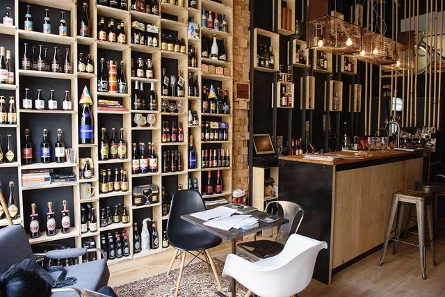 Котка и Мишка, Cat and Mouse Beer Bar