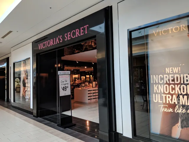 Victoria's Secret & PINK