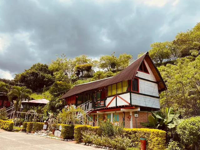 Hotel Campestre La Viña