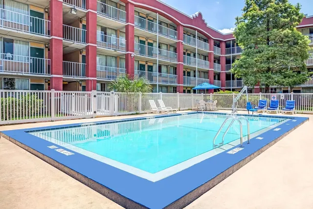 Days Inn by Wyndham York Alabama