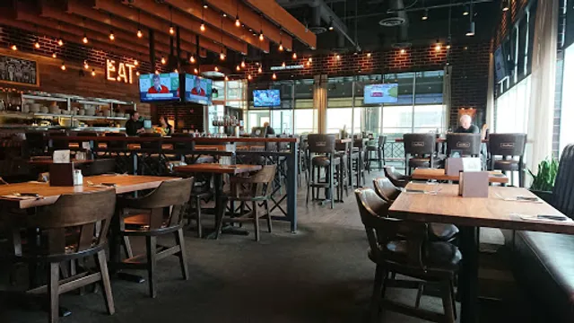 Browns Socialhouse Tamarack