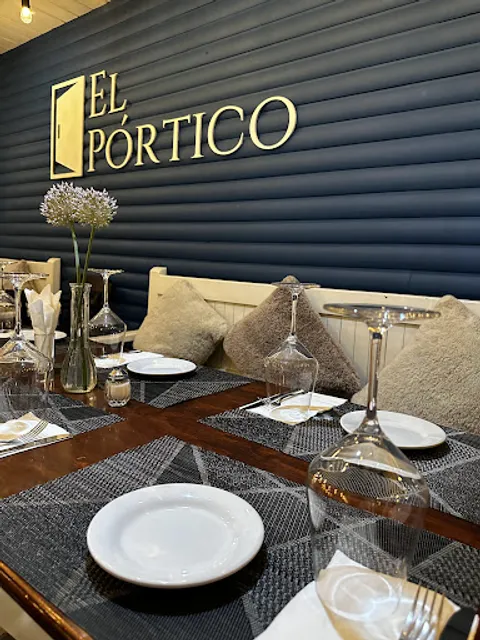 El Portico