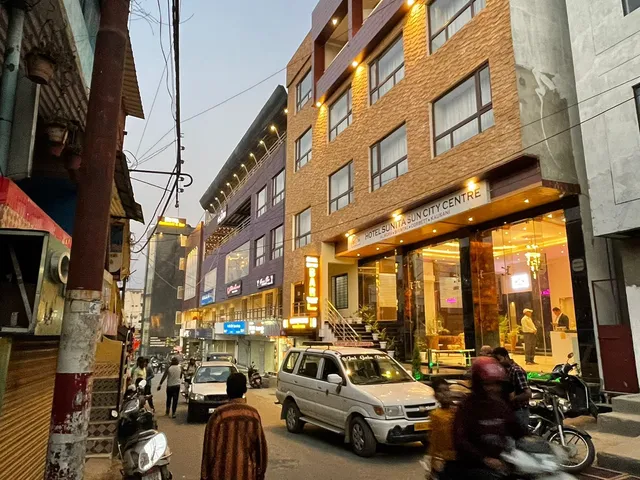 Sunita Elite by Xperience