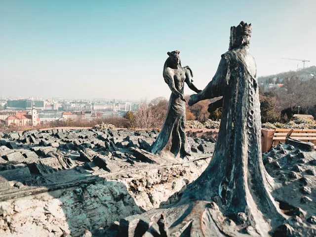 Prince Of Buda & The Princess Of Pest Monument
