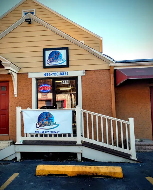 Chavelos Mexican Restaurant