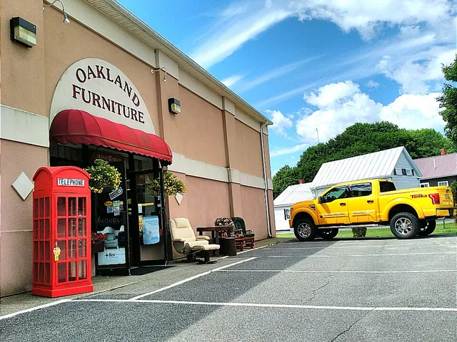Oakland Furniture
