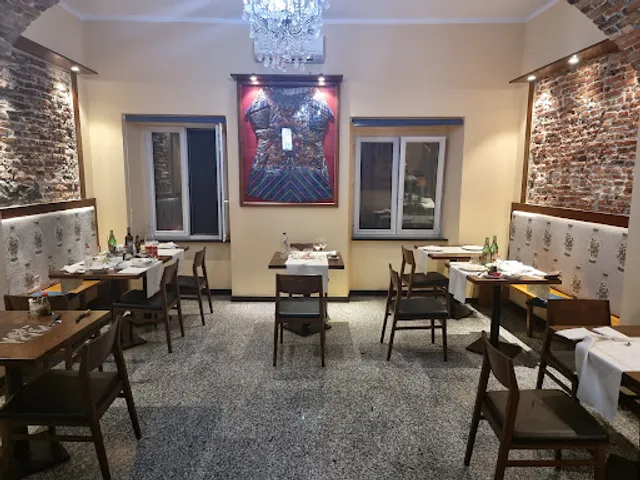 Yi Wei Chinese Art Restaurant