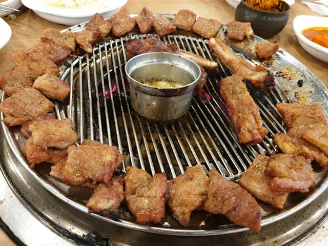 흥부골 숯불갈비